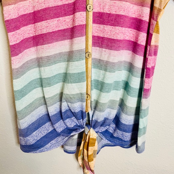 💜First Love- Rainbow Top Button & Front Tie L - Picture 3 of 11